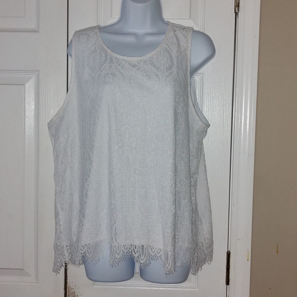 Est. 1946   White lace sleeveless top  Sz XL